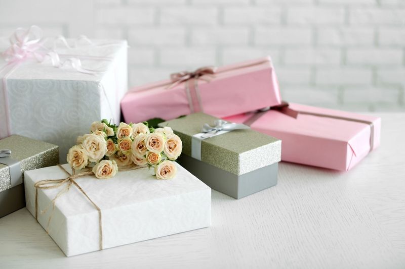 Elaborate Gift Registries