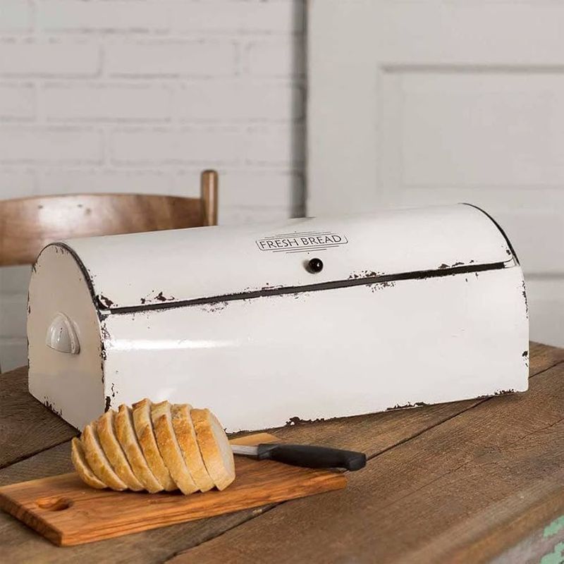 Retro Bread Box