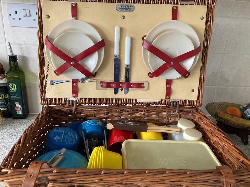 Retro Picnic Sets