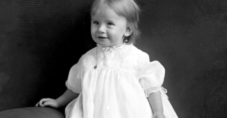 20 Most Popular Baby Names Of The 1920s You’ll Love