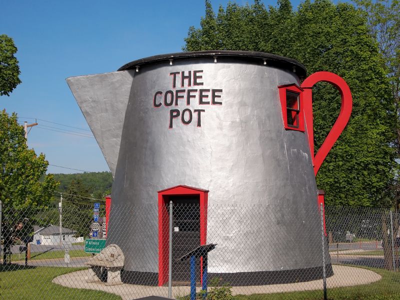 The Giant Coffee Pot