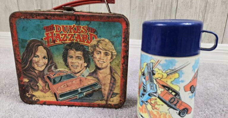 15 Common Household Items From The ’70s That Are Worth A Fortune Now