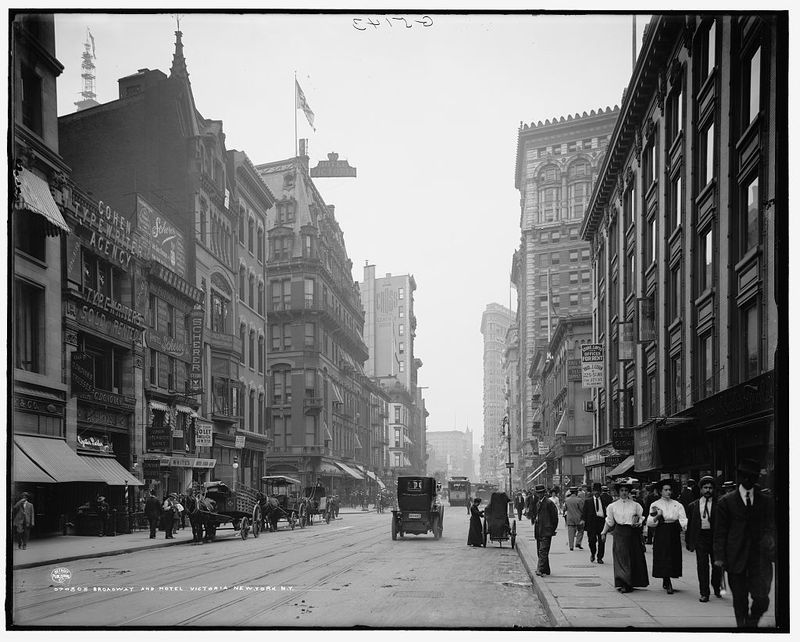 Broadway, New York City, 1900