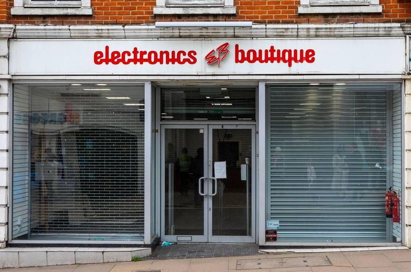 Electronics Boutique