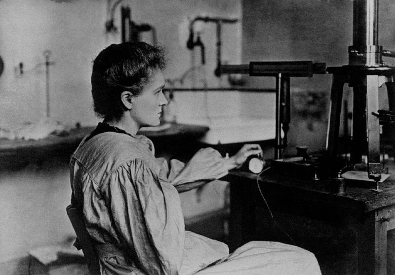 Marie Curie's Radium Light