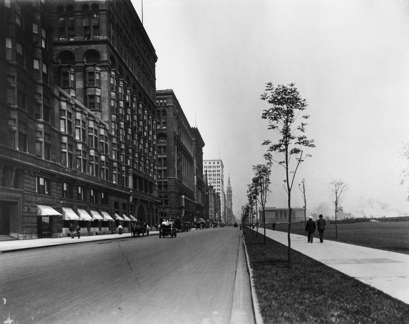 Michigan Avenue, Chicago, 1920