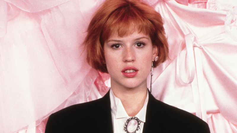 Molly Ringwald as Vivian Ward