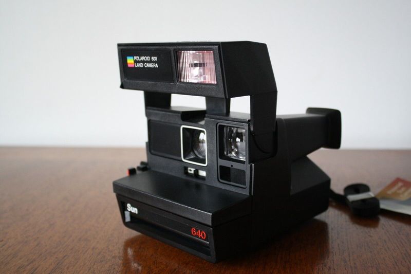 Polaroid 600 Camera