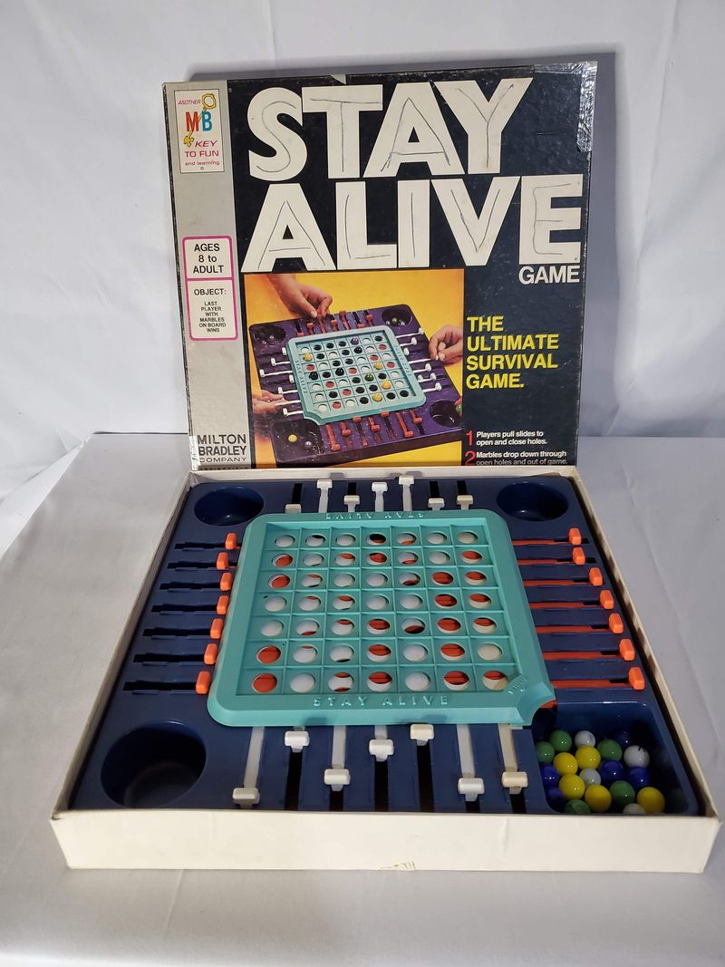 Stay Alive (1971)