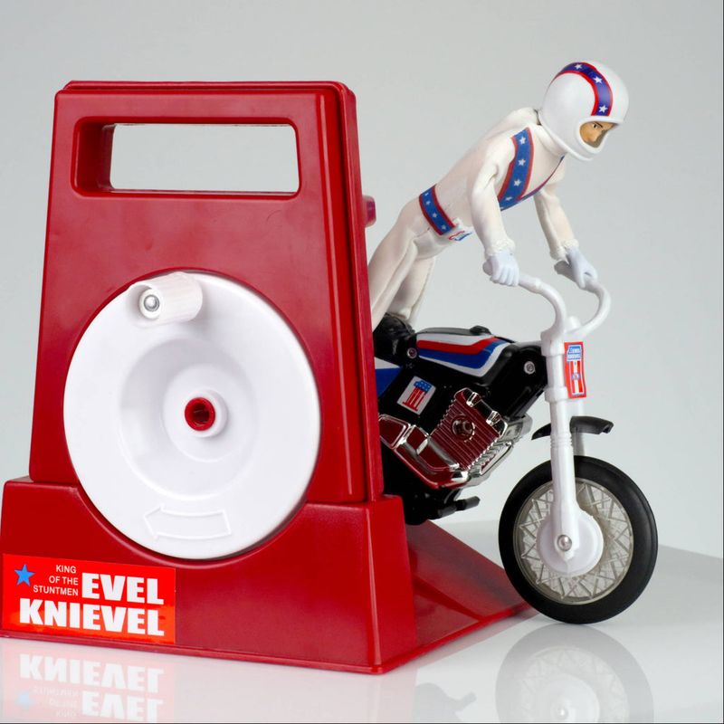 The Evel Knievel Stunt Cycle