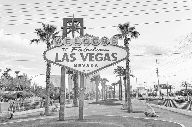 The Las Vegas Sign