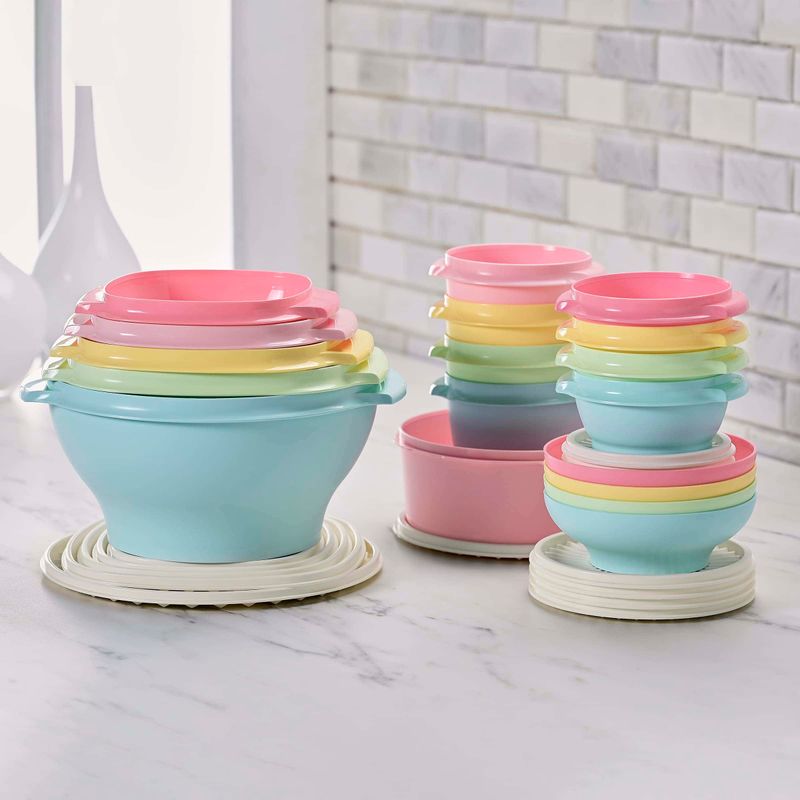 Tupperware (Vintage Colors & Styles)