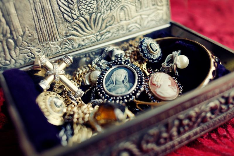 Vintage Jewelry