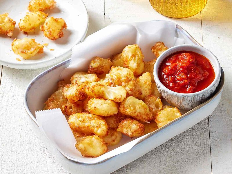 Wisconsin: Cheese Curds