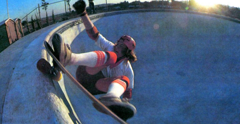 19 Vintage Photos Of Old School Skateboarding That Are Absolutely Crazy
