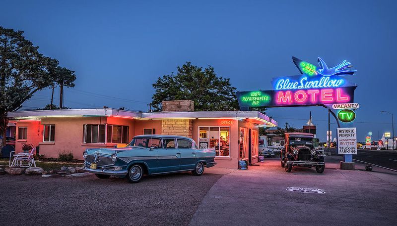 Blue Swallow Motel