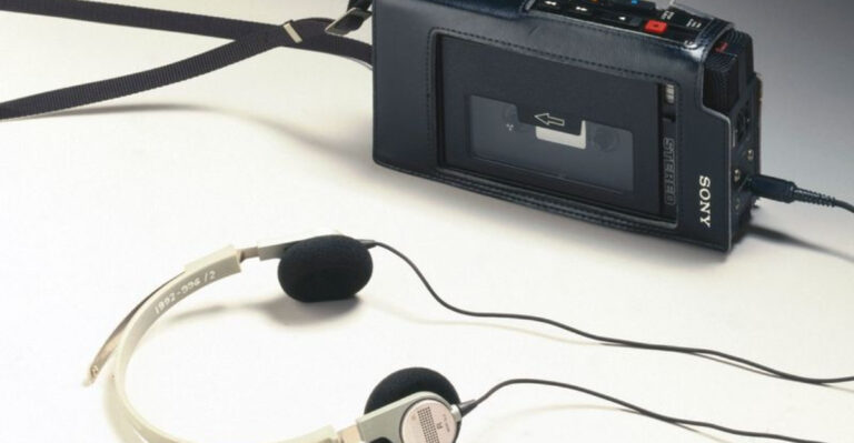 6 Outdated Audio Formats That Fell Flat – And 6 Iconic Sounds That Still Hit Just Right