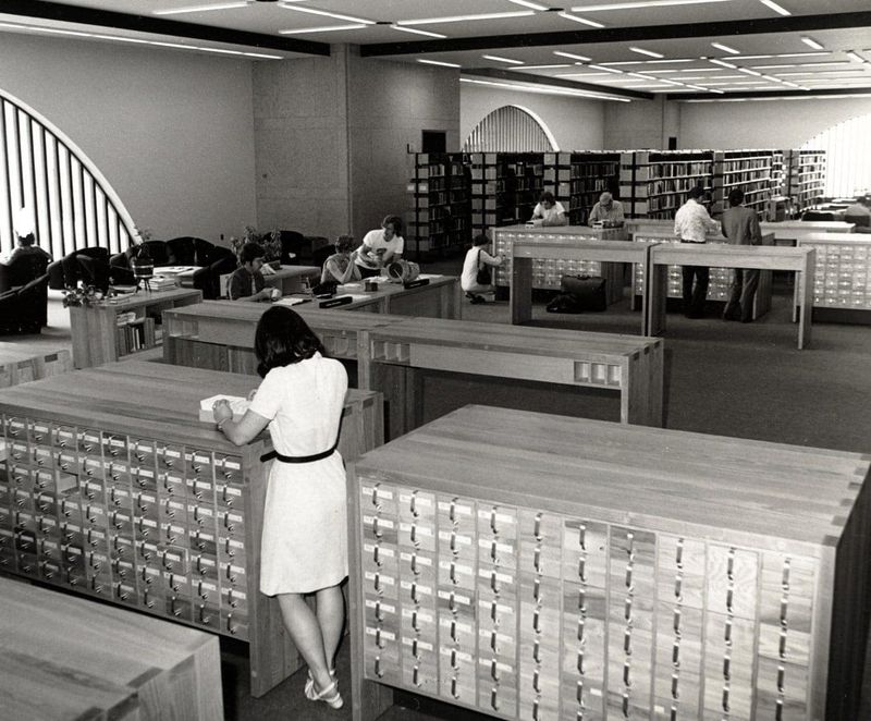 Boston Public Library, 1990
