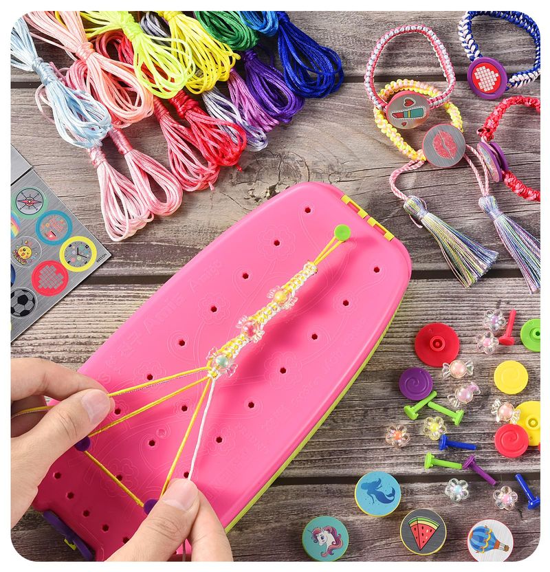 Making Friendship Bracelets While Watching TGIF