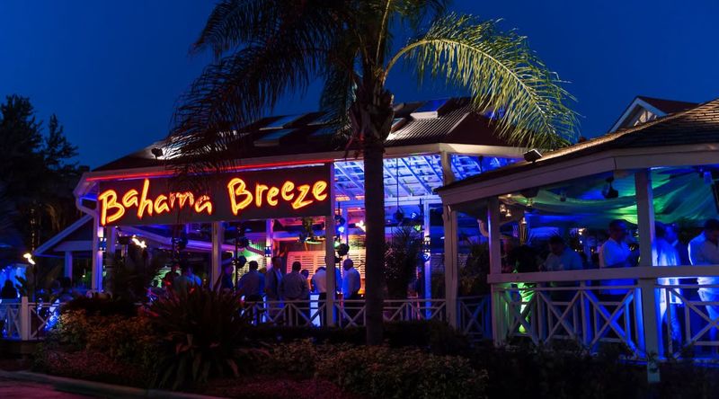 Bahama Breeze