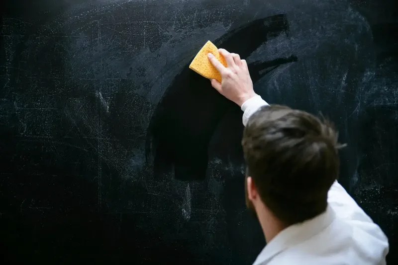 Teachers Who Could Erase the Whole Board with One Swipe Like a Jedi
