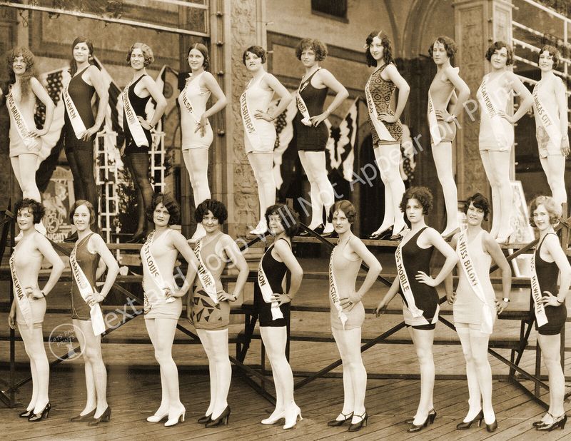 The Classic Bathing Beauties