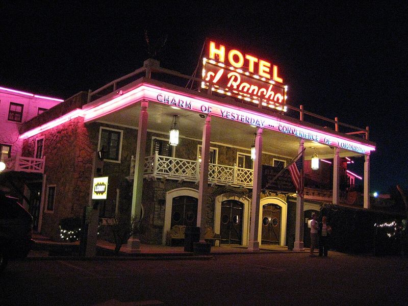 El Rancho Hotel