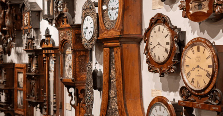 14 Types of Furniture Don’t Exist Anymore But Definitely Should