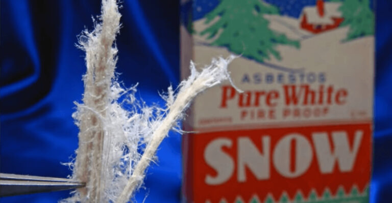 14 Vintage Things That Were Totally Normal But Would Go Absolutely Viral Today For The Wrong Reasons