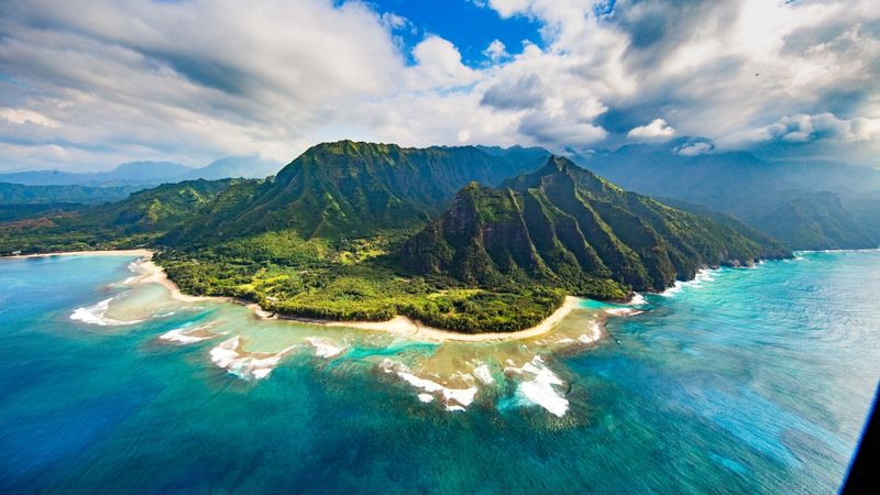 Jurassic Park: Hawaii's Prehistoric Paradise