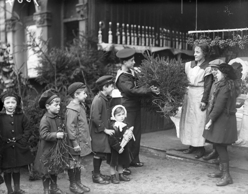 Phonograph Holiday Parties