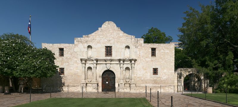 The Alamo: Then and Now