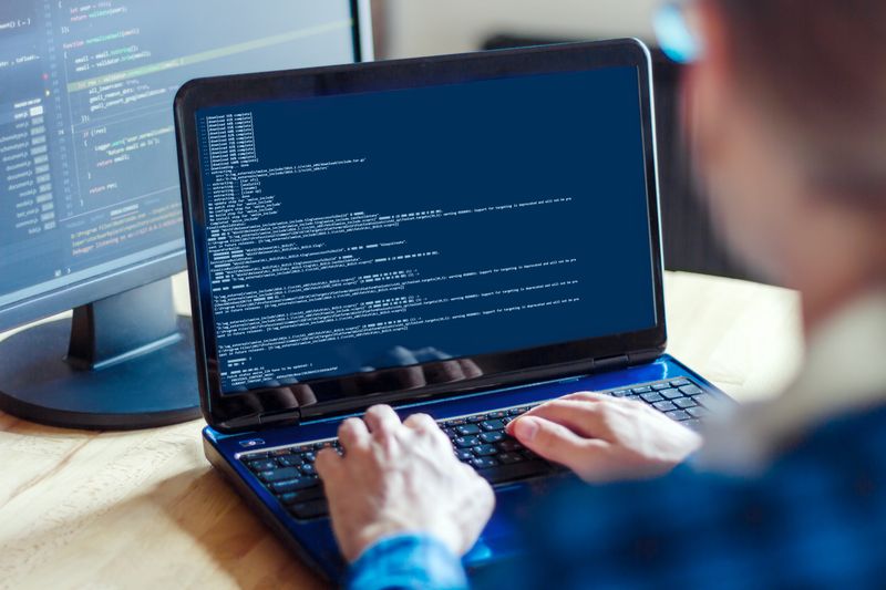Learning Computer Programming on Early Machines
