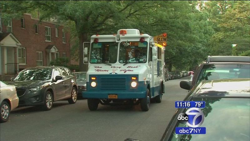 The Ice Cream Man Only Plays Music to Tell Kids It's Bedtime