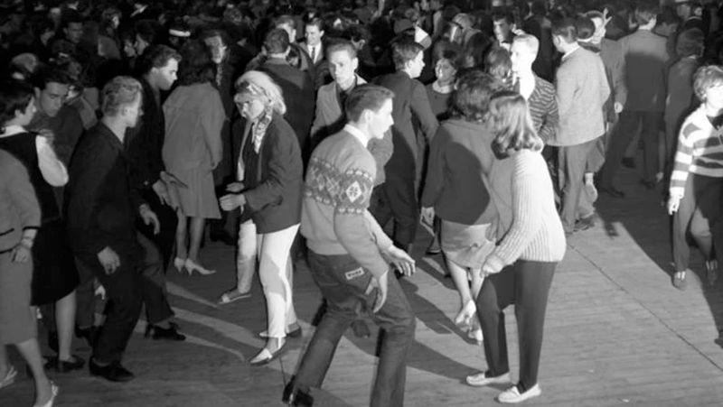 School Dances with Live Bands