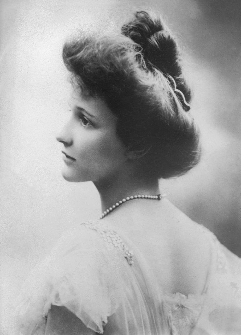 Gibson Girl Updo